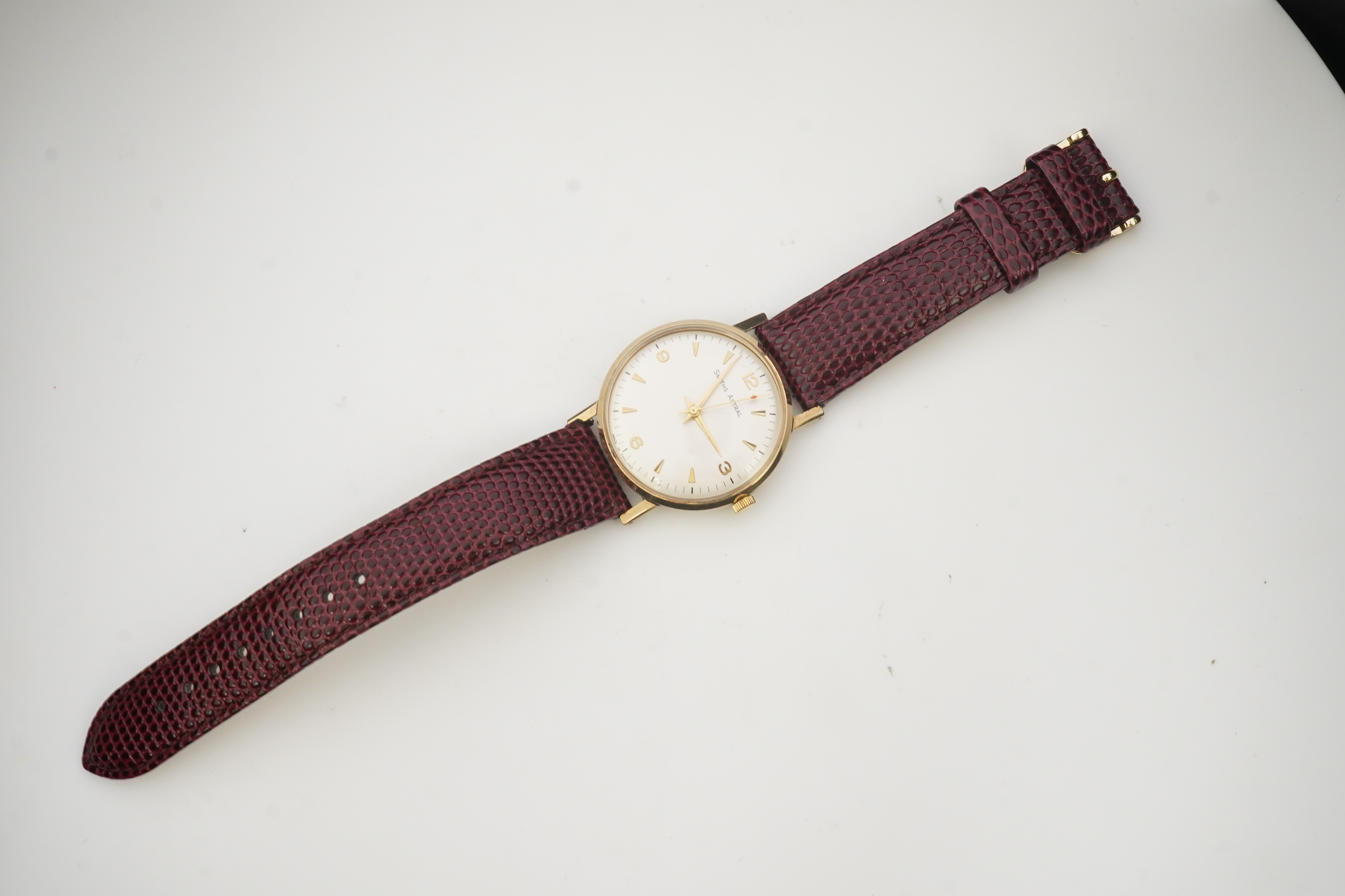 A gentleman's 1950's? 9ct gold Smiths Astral manual wind wrist watch, on a later associated Hirsch leather strap